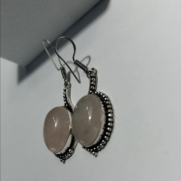 Rose quartz drop earrings set in  silver - Picture 5 of 7